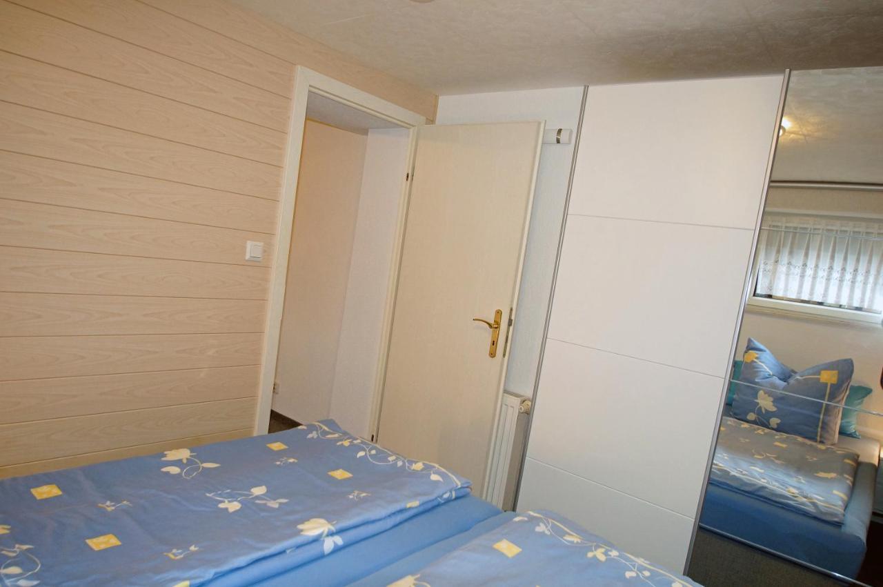 Ferienwohnung Schubert Sagard Esterno foto