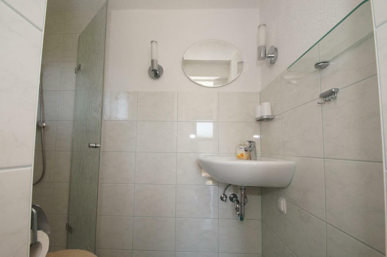 Ferienwohnung Schubert Sagard Esterno foto